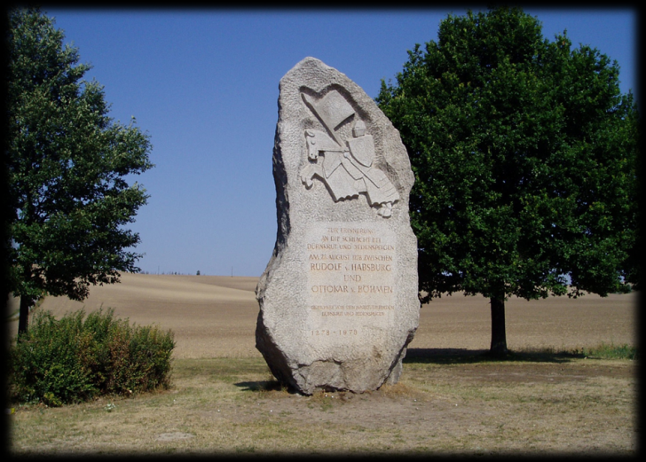 Památník připomínající bitvu na Moravském poli